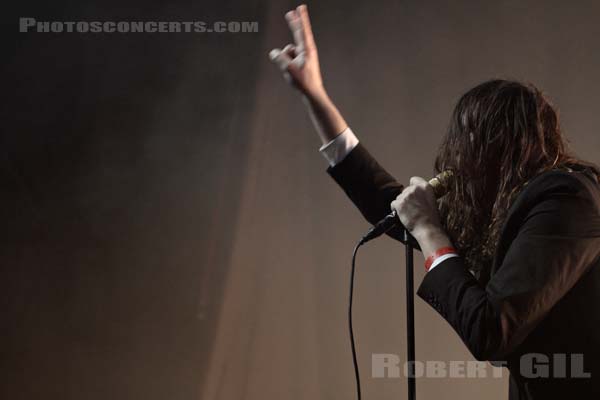 LIARS - 2012-11-03 - PARIS - Grande Halle de La Villette - 